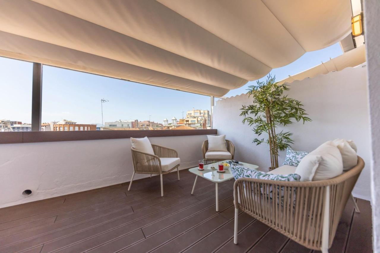 Апартаменты Bravissimo Eiximenis, With Beautiful Terrace And Views Жирона Экстерьер фото