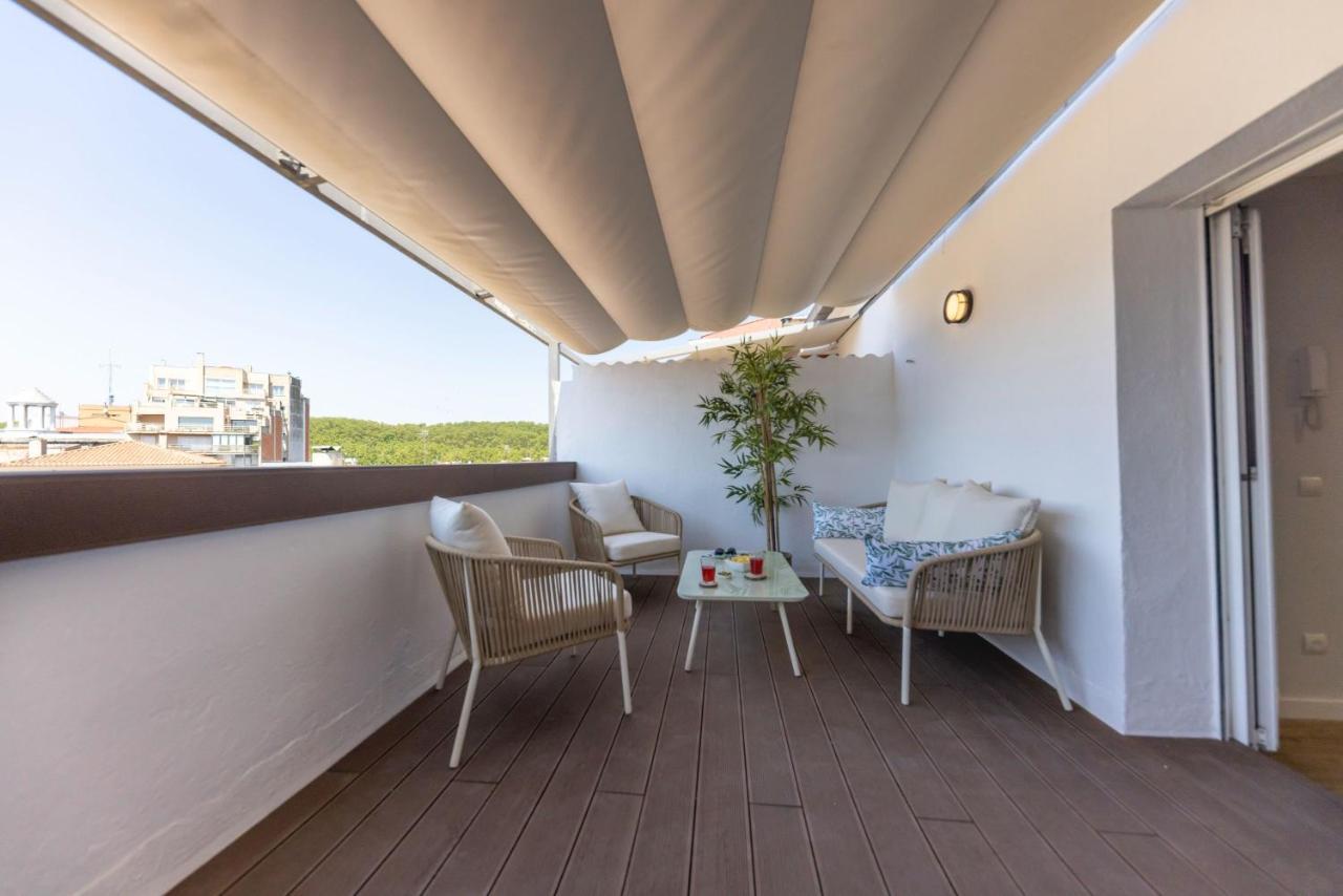 Апартаменты Bravissimo Eiximenis, With Beautiful Terrace And Views Жирона Экстерьер фото