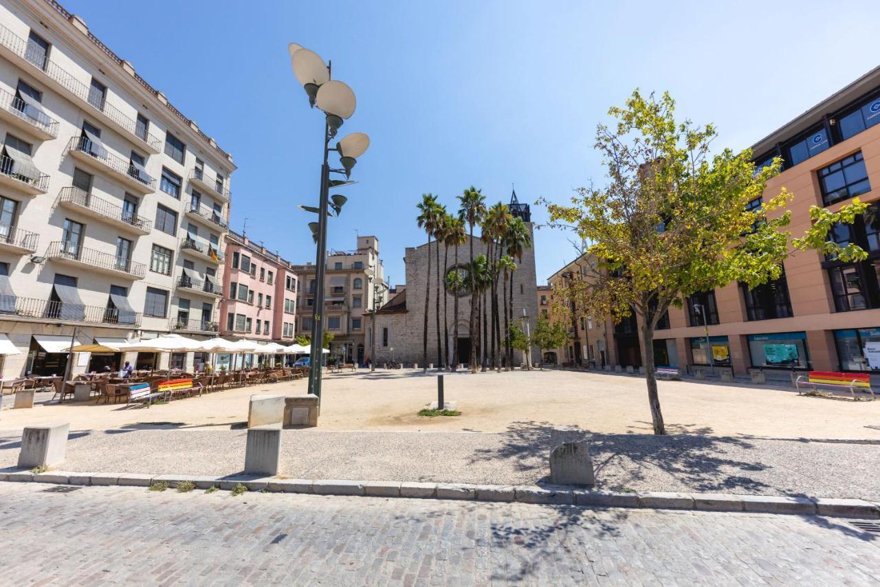 Апартаменты Bravissimo Eiximenis, With Beautiful Terrace And Views Жирона Экстерьер фото